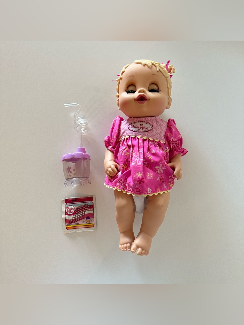 2006 Hasbro Baby Alive Sip n Slurp Doll Blonde Pigtails Cup Apple Juice Bottle